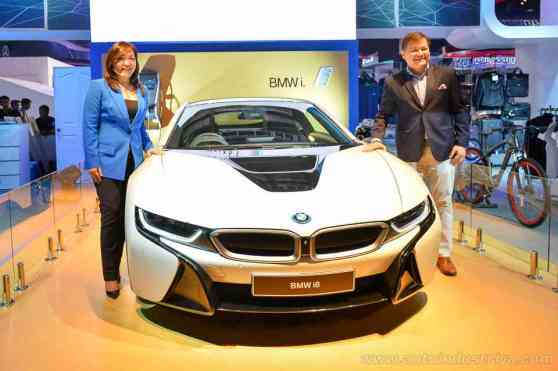 PIMS 2016: BMW i8 shows off plug-in hybrid tech image