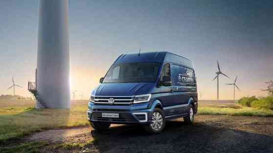 All-electric Volkswagen e-Crafter concept makes world debut image