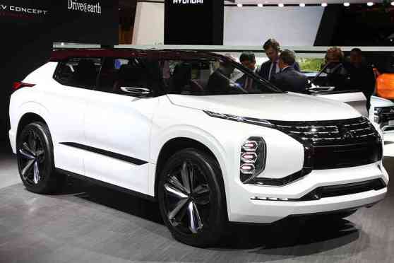 Paris 2016: Mitsubishi electrifies with Ground Tourer PHEV concept image