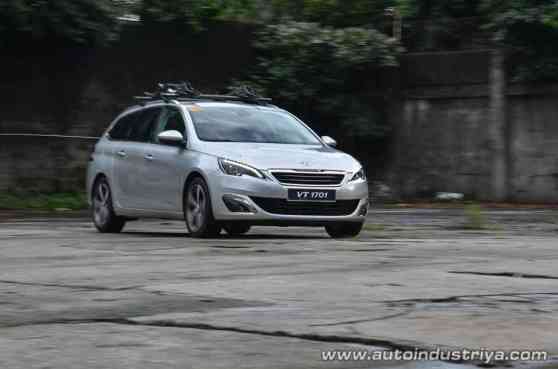 2016 Peugeot 308 SW Allure BlueHDi image