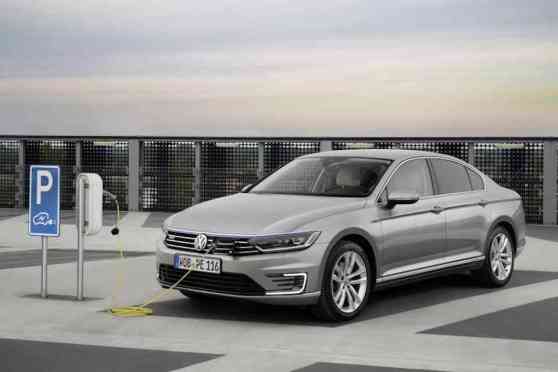 EVs may top sales in wealthy cities by 2030 image