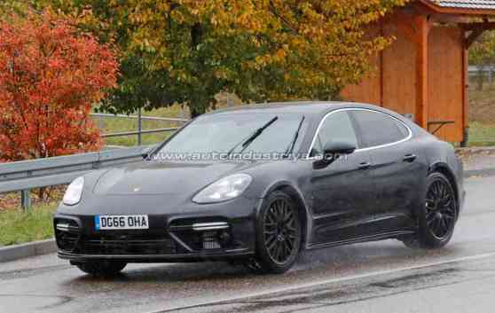 Spied: The Bentley Flying Spur wears an ingenious disguise image