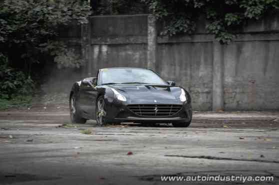 2016 Ferrari California T HS image