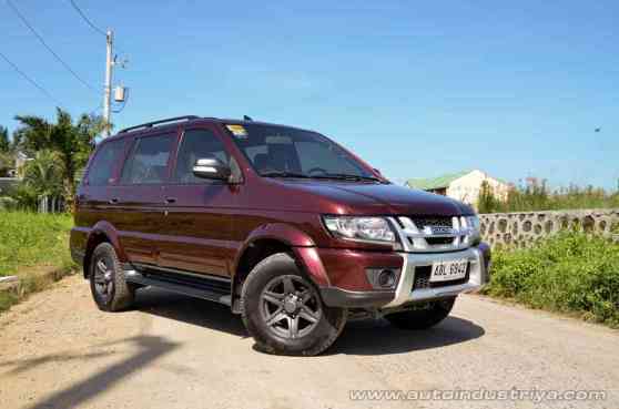 2016 Isuzu Crosswind XUV AT image