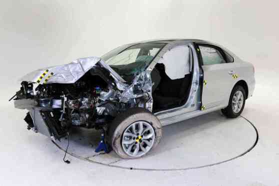 Report: Takata's potential buyers narrowed down to two  image