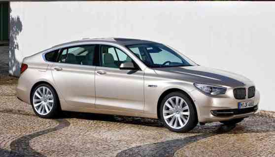 BMW, Rolls-Royce recall certain models over faulty airbag sensor image