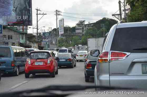 To ease traffic, MMDA will open up barangay roads image