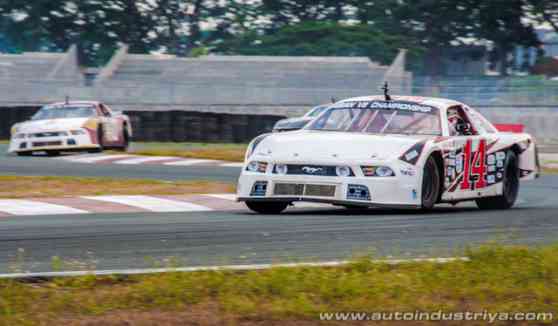 Merzei, Burdon split wins in inaugural Asian V8 Championship weekend image