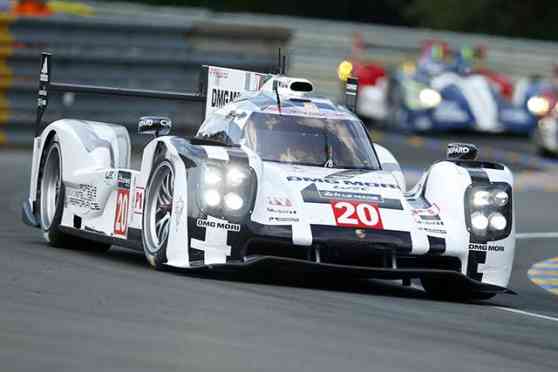 Porsche in provisional front row for 2014 24 Hours of Le Mans image