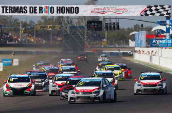 2014 WTCC: Pechito Lopez dominates rounds 15 & 16 image