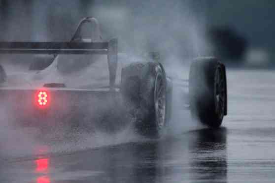 FIA Formula E changes race schedule for Putrajaya ePrix image