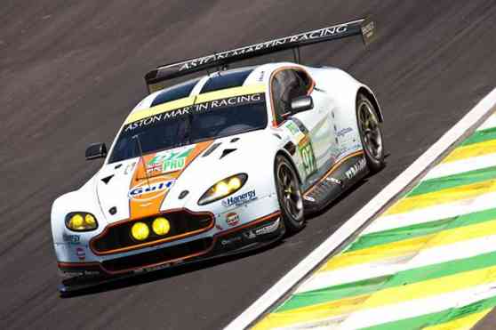 Aston Martin tests solar panels for use in 2015 WEC season image