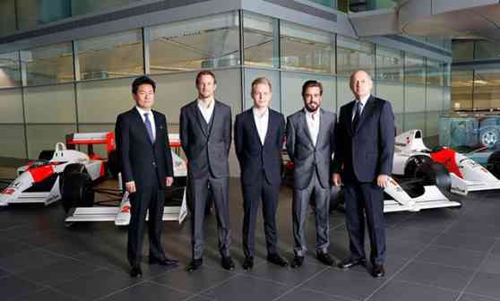 McLaren-Honda F1 team announces 2015 driver line-up image