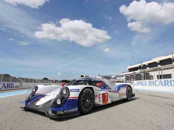 Toyota reveals lineup for the 2015 FIA World Endurance Championship image