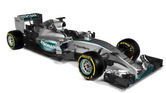Mercedes-AMG officially reveals 2015 F1 car in Spain image
