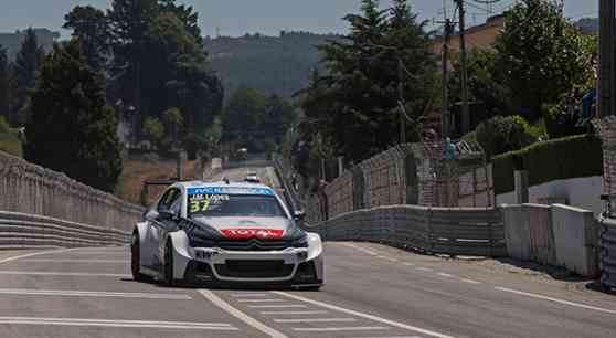 WTCC 2015: Citroen scores double pole to flag finish in Portugal image