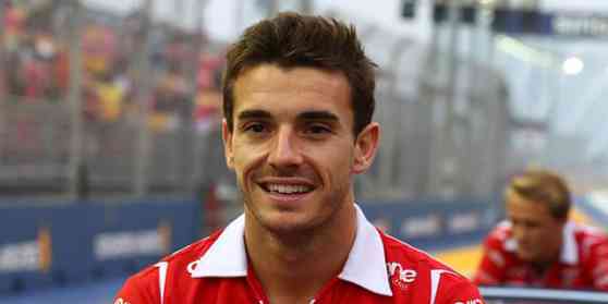 Minute of silence for Jules Bianchi at 2015 Hungarian Grand Prix image
