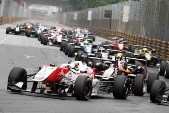 Huff, Comini, Engle and Rosenqvist victorious in 2015 Macau Grand Prix image