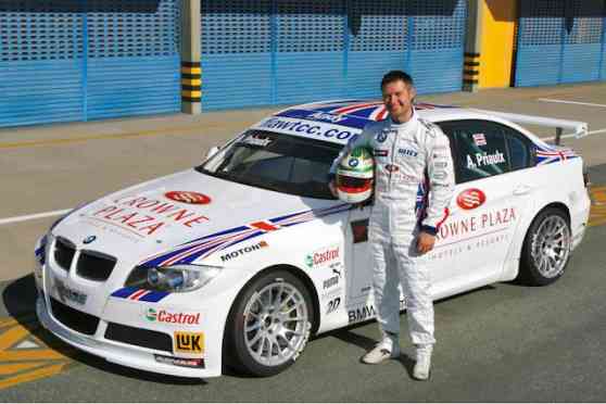 Touring car ace Andy Priaulx retires image