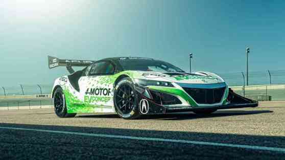 Acura 4-Motor EV Concept to climb Pikes Peak image
