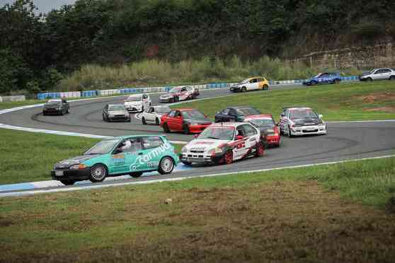 Torrential downpour spices up Round 4 of GT Radial FlatOut Race Series image