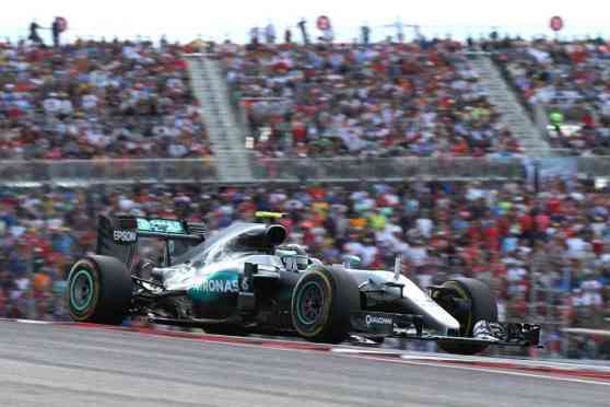Hamilton dominates 2016 F1 US Grand Prix image