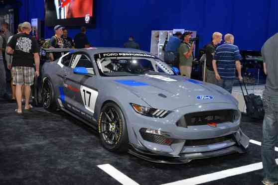SEMA 2016: Race-ready Ford Mustang GT4 unleashed image