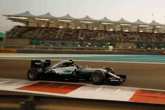 Hamilton wins 2016 Abu Dhabi GP, Rosberg WDC image