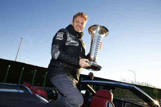 Nico Rosberg announces retirement from Formula 1 image
