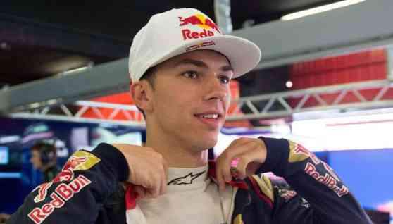 Toro Rosso replaces Kvyat with junior driver for 2017 Malaysian GP image