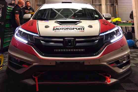 Honda goes racing for charity with diesel CR-V image