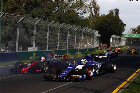 Pirelli releases tire choices for first three F1 races for 2018 image