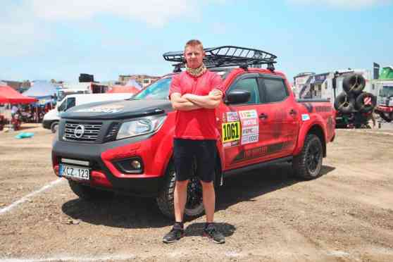 Nissan PR man drives Navara in Dakar Rally before he turns 40 image