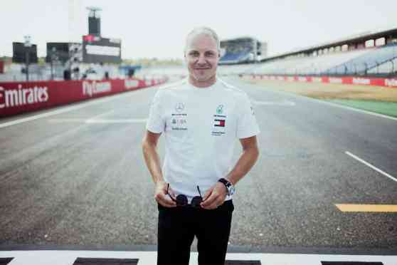 Valtteri Bottas will continue to race for Mercedes in 2019 image