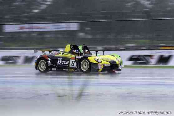 Wild weather shortens exciting Giti Formula V1 race weekend image