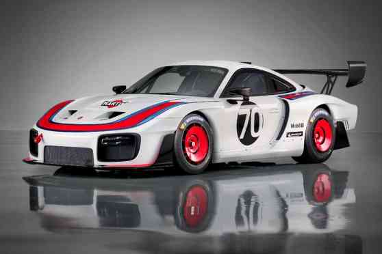 Legendary slant nose Porsche 935 reborn with 700 HP image