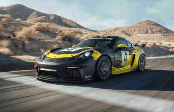 Lighter, faster, Porsche 718 Cayman GT4 Clubsport is ready to race image