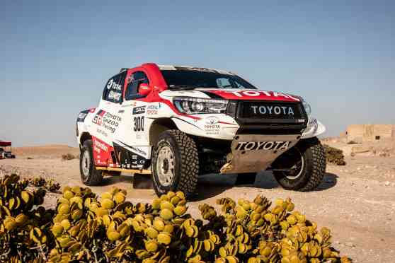 Fernando Alonso will drive GR Hilux for 2020 Dakar Rally image