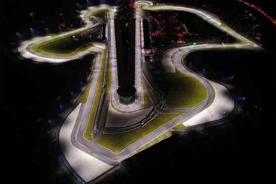 Malaysia's F1 circuit lights up for night races, 8 Hours of Sepang image