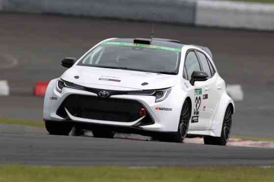 Akio Toyoda to drive hydrogen Toyota Corolla in 24H race image