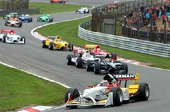 Germany scores first A1GP victory in Zandvoort Feature Race Thriller image