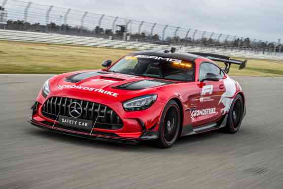 Mercedes-AMG GT Black Series to lead F1 grid in 2022 image