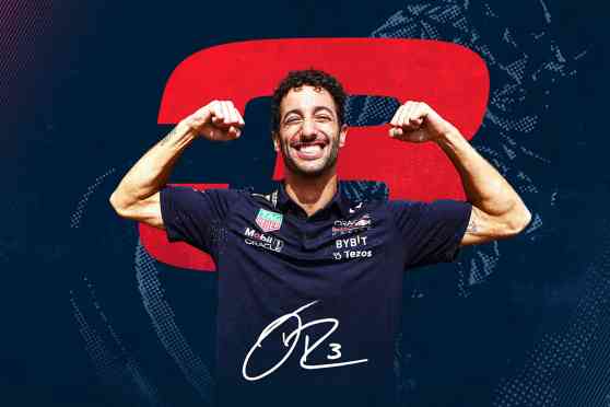 Daniel Ricciardo comes home to Red Bull Racing image