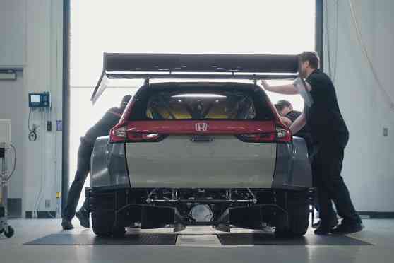 After Civic GT500, Honda now developing 800 HP CR-V track car image