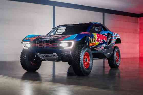 Ford Raptor T1+ is Blue Oval&rsquo;s V8-powered Dakar racer image