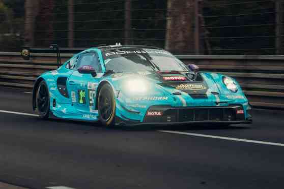 Porsche wins LMGT3 Class at 2025 24 Hours of Le Mans with 911 GT3 R image