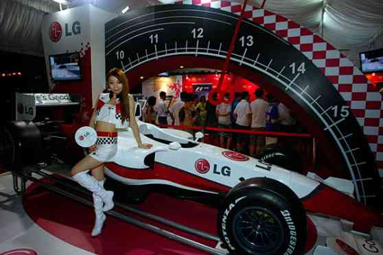 LG proudly displays pimped out Formula 1 car image