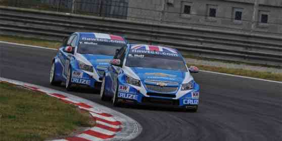 Huff makes it a double in Monza for Rounds 5 and 6 of FIA WTCC image