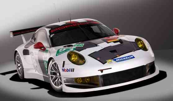 2013 Porsche 911 RSR holds official debut image