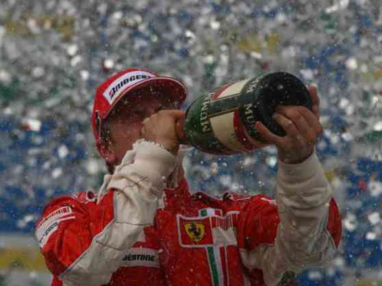 Raikkonen heads back to Ferrari for 2014 as Massa exits image